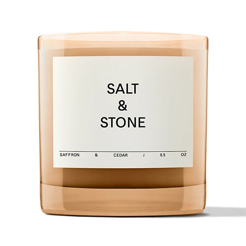 Packshot Candle Saffron Cedar